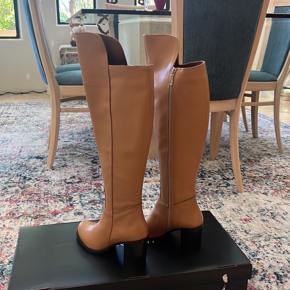 Made in Italy, size 38, color: caramel. Brand new with box - Picture 3 of 4